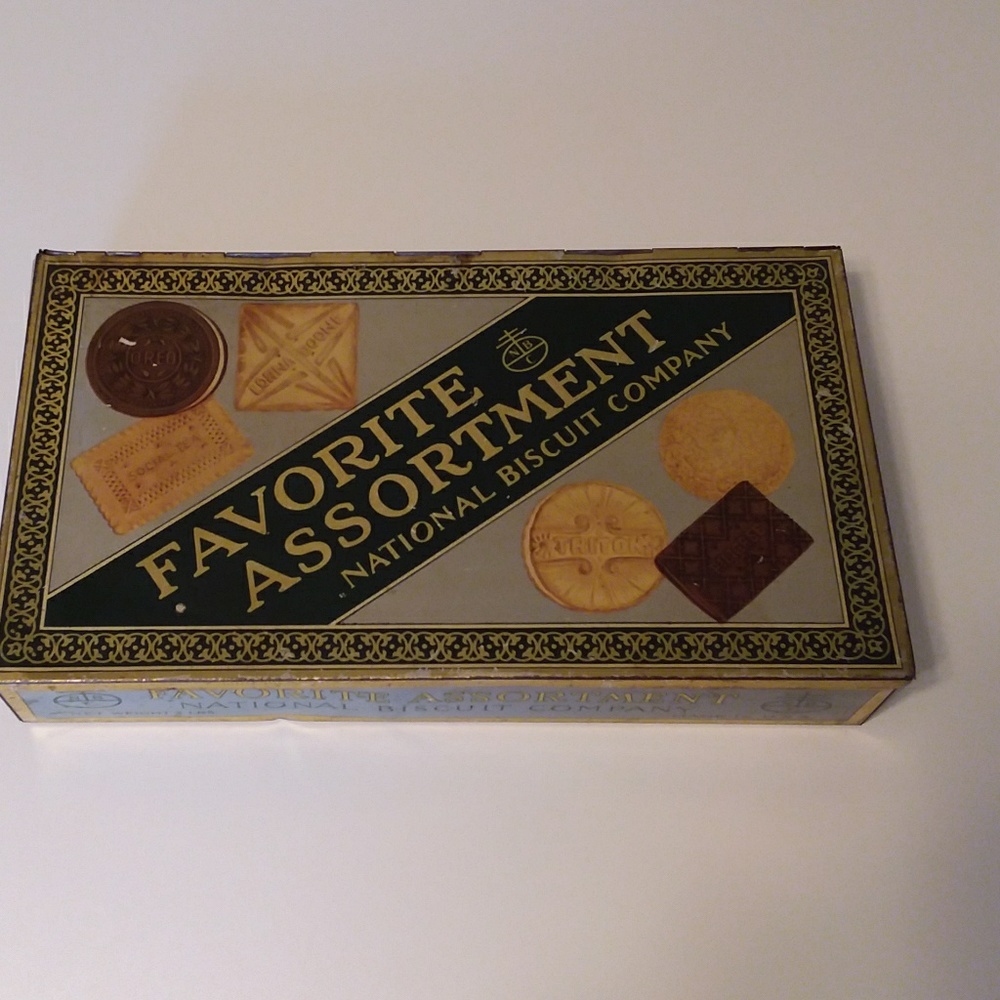 Vintage National Biscuit Co. Cookie Tin